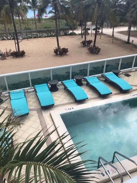 For Sale: $875,000 (3 beds, 2 baths, 1545 Square Feet)