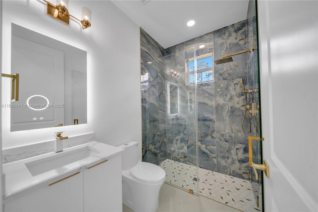 Recently Sold: $344,999 (3 beds, 2 baths, 0 Square Feet)