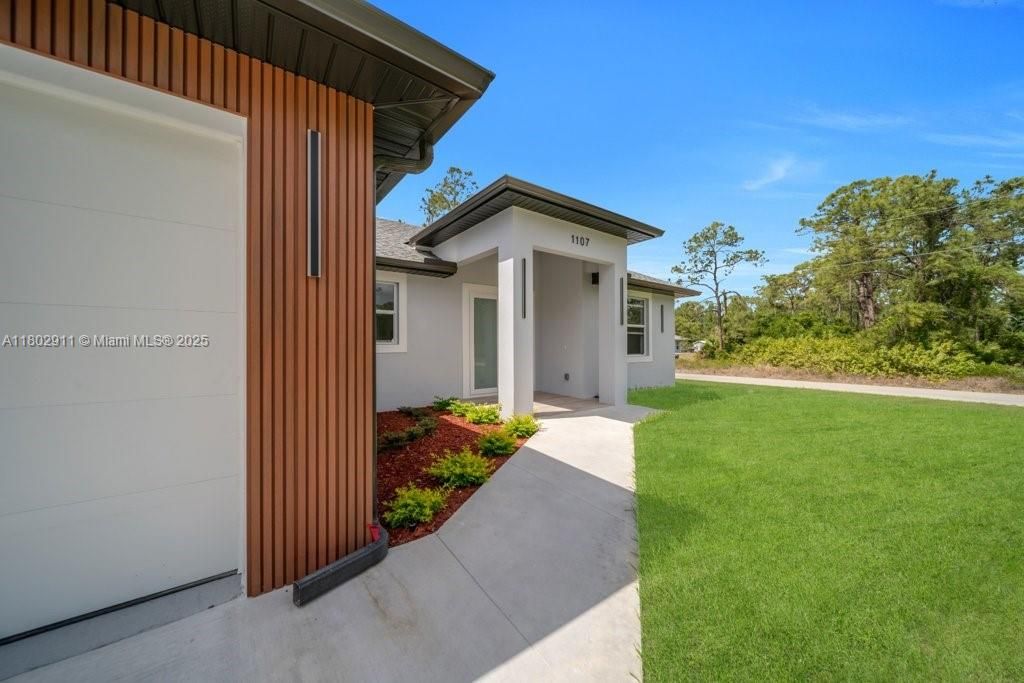 Recently Sold: $344,999 (3 beds, 2 baths, 0 Square Feet)