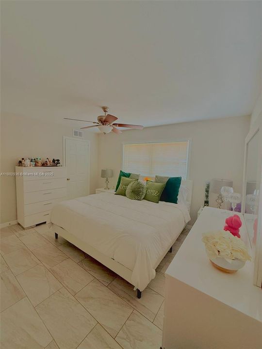 En Renta: $1,700 (3 camas, 2 baños, 1489 Pies cuadrados)