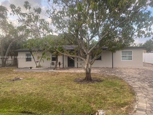 На продажу: $425,000 (3 спален, 1 ванн, 1289 Квадратных фут)