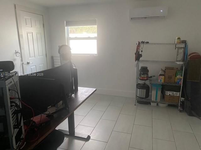 На продажу: $425,000 (3 спален, 1 ванн, 1289 Квадратных фут)