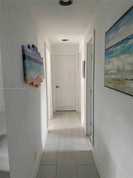 На продажу: $425,000 (3 спален, 1 ванн, 1289 Квадратных фут)