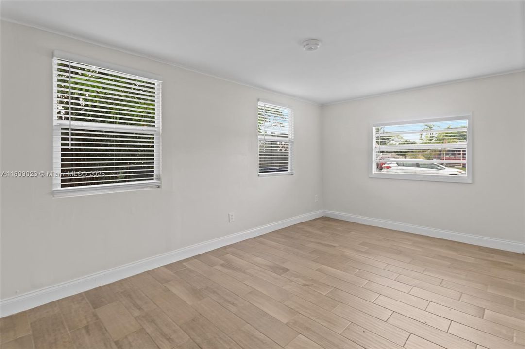 For Sale: $430,000 (4 beds, 2 baths, 1348 Square Feet)