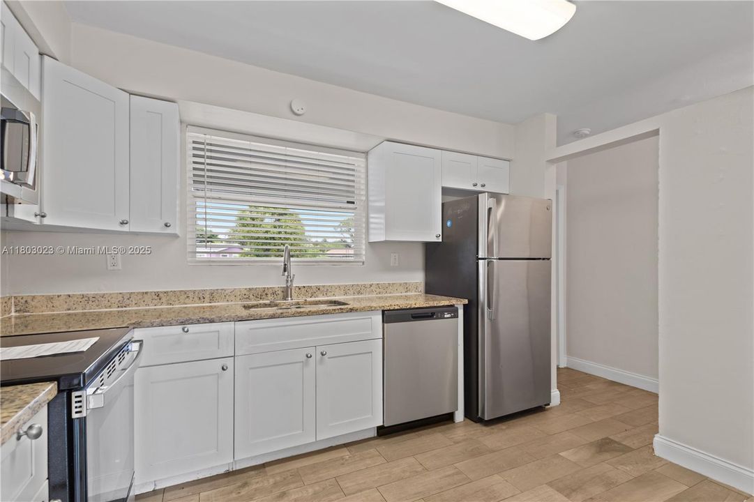 For Sale: $430,000 (4 beds, 2 baths, 1348 Square Feet)