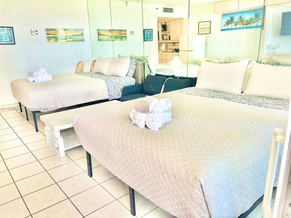 На продажу: $189,900 (0 спален, 1 ванн, 360 Квадратных фут)