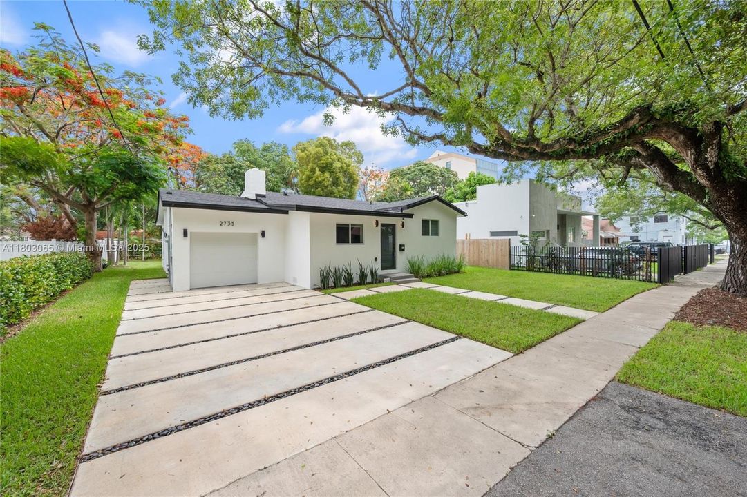 En Venta: $1,300,000 (4 camas, 3 baños, 0 Pies cuadrados)
