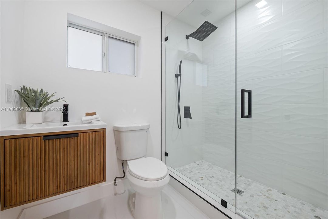 En Venta: $1,300,000 (4 camas, 3 baños, 0 Pies cuadrados)