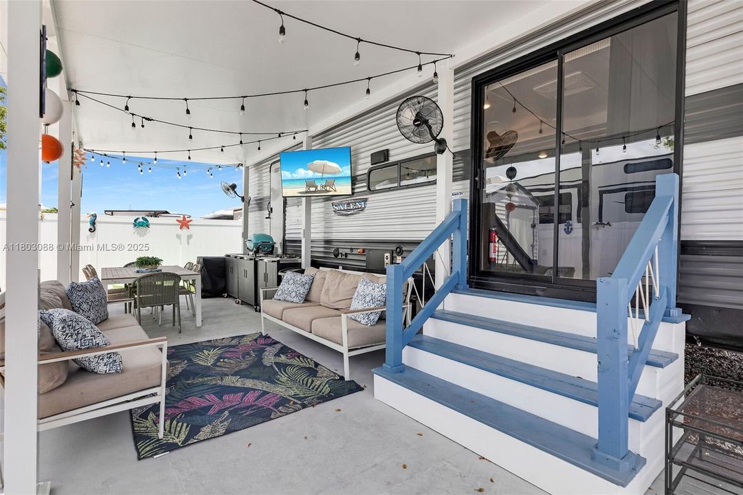 For Sale: $325,000 (2 beds, 2 baths, 0 Square Feet)