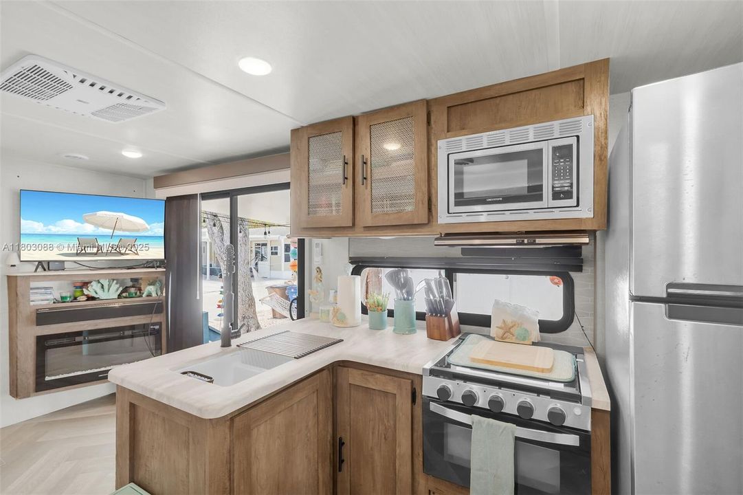 For Sale: $325,000 (2 beds, 2 baths, 0 Square Feet)