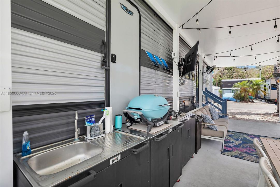 For Sale: $325,000 (2 beds, 2 baths, 0 Square Feet)