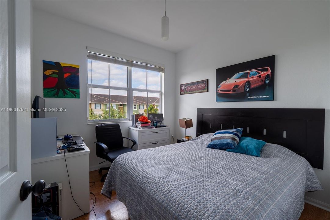 For Sale: $430,000 (3 beds, 2 baths, 1429 Square Feet)