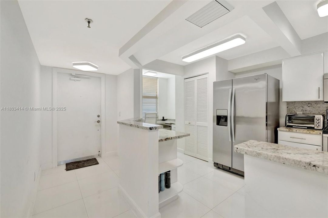 For Sale: $625,000 (2 beds, 2 baths, 1346 Square Feet)