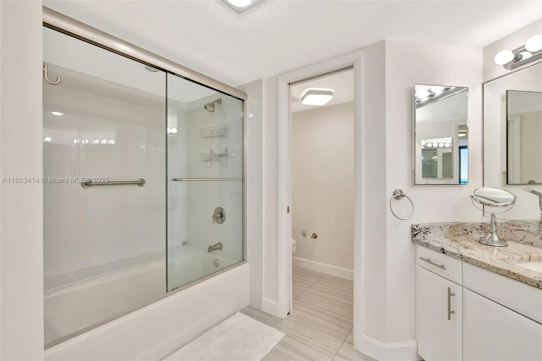 For Sale: $625,000 (2 beds, 2 baths, 1346 Square Feet)