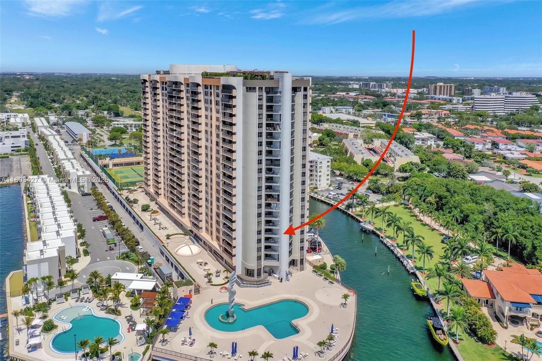 最近售出: $550,000 (4 贝兹, 5 浴室, 4270 平方英尺)