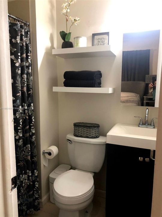 Active With Contract: $670,000 (4 beds, 3 baths, 1541 Square Feet)