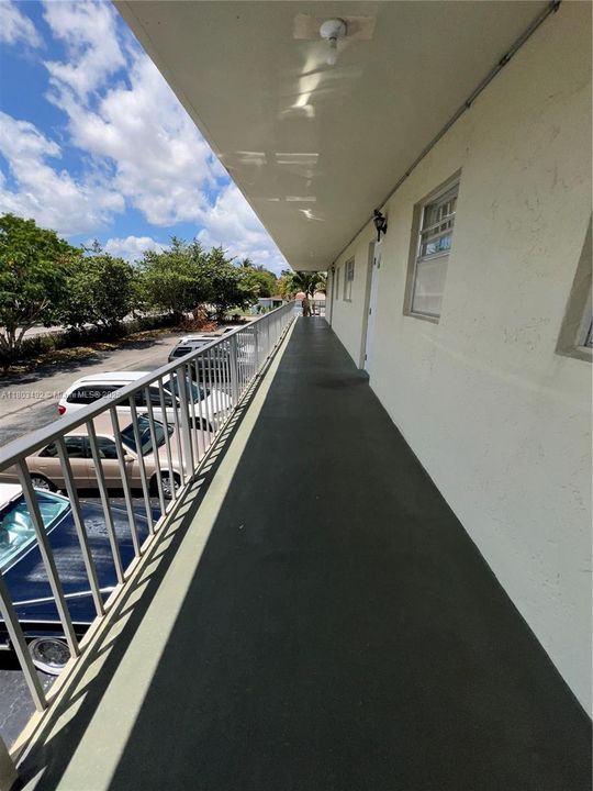 Vendido Recientemente: $109,900 (2 camas, 2 baños, 960 Pies cuadrados)