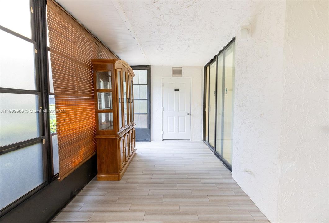 For Sale: $188,000 (2 beds, 2 baths, 1412 Square Feet)