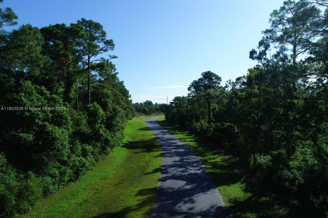 待售: $56,000 (1.47 acres)