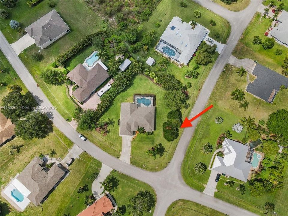 最近售出: $540,000 (3 贝兹, 2 浴室, 2134 平方英尺)