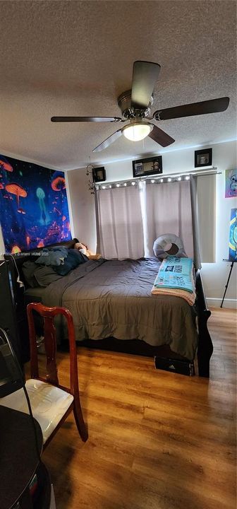 For Sale: $385,000 (2 beds, 2 baths, 1368 Square Feet)