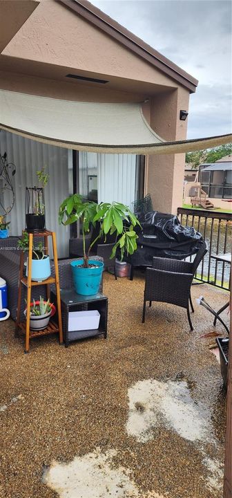 For Sale: $385,000 (2 beds, 2 baths, 1368 Square Feet)