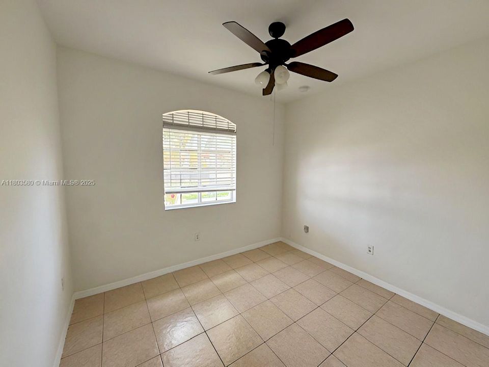 Recently Sold: $609,900 (3 beds, 2 baths, 1498 Square Feet)