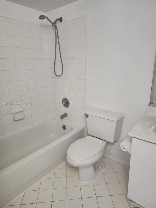 For Sale: $259,000 (2 beds, 2 baths, 1022 Square Feet)