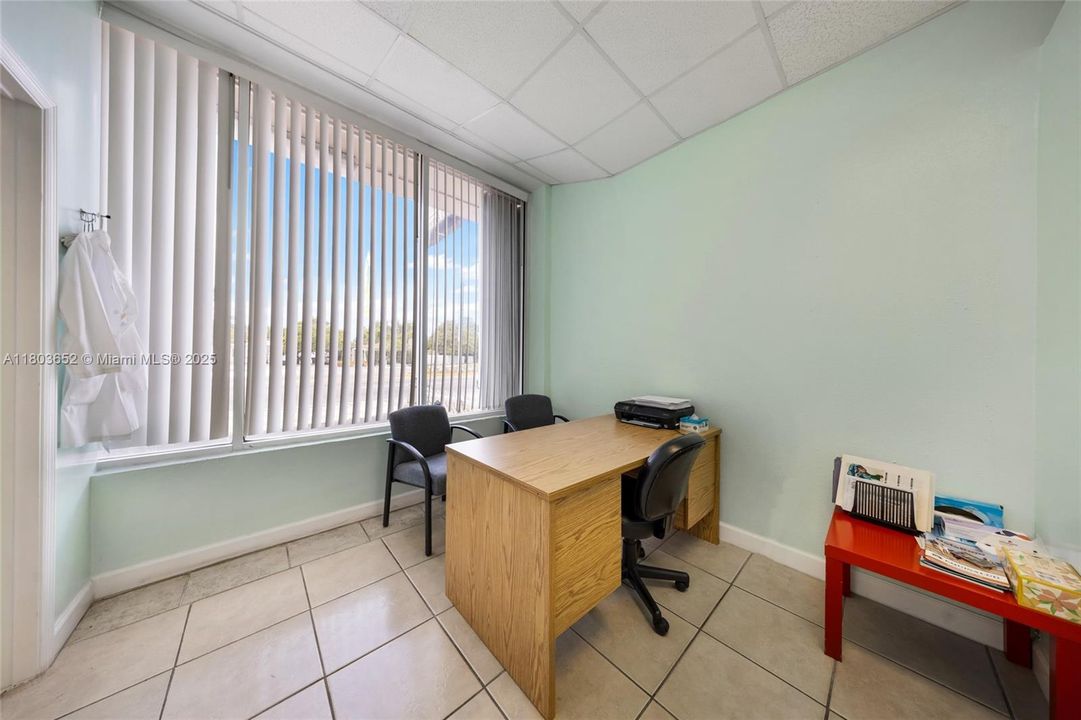 最近租的: $28 (0 贝兹, 0 浴室, 0 平方英尺)