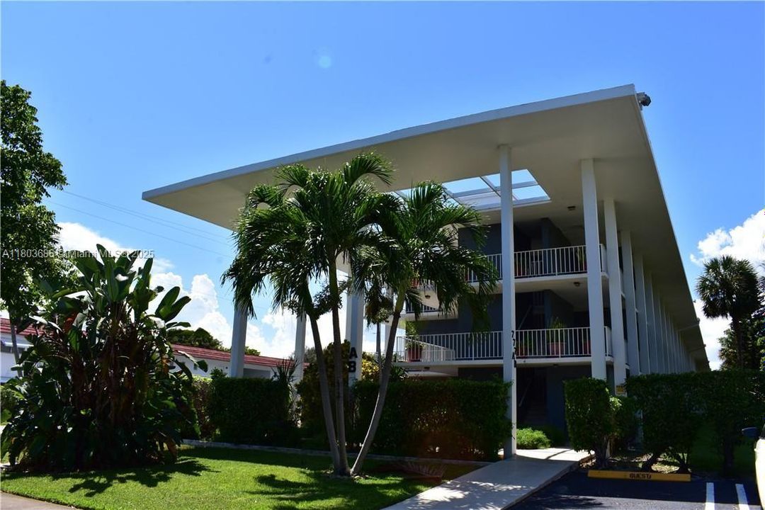 最近租的: $1,700 (2 贝兹, 2 浴室, 1040 平方英尺)