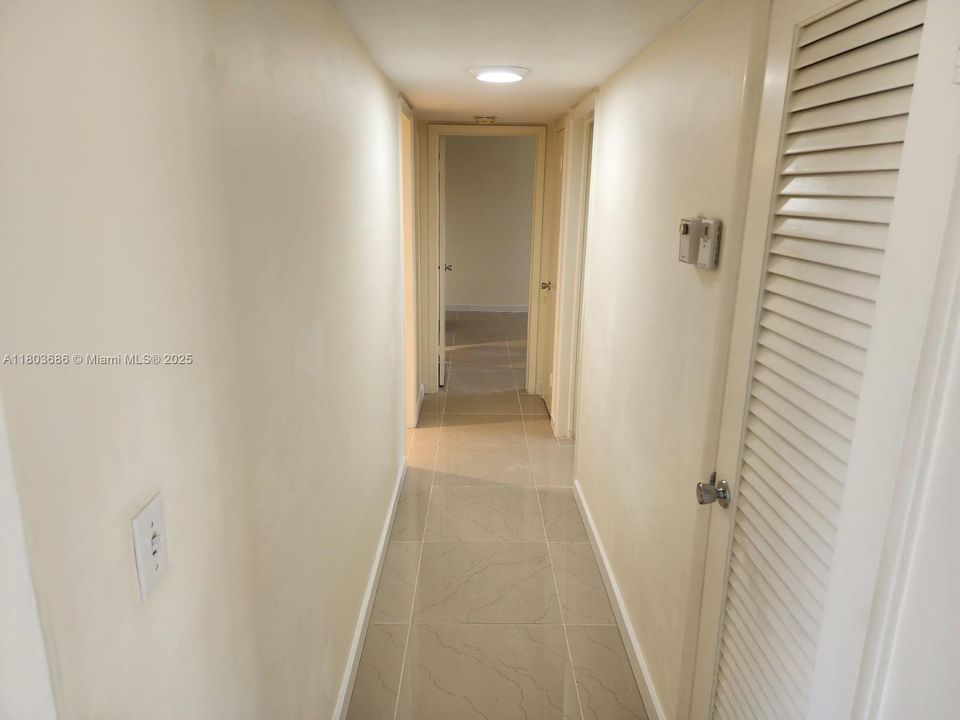 最近租的: $1,700 (2 贝兹, 2 浴室, 1040 平方英尺)