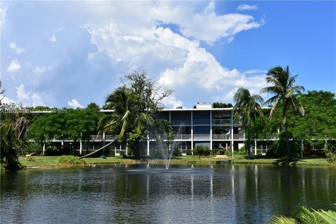 最近租的: $1,700 (2 贝兹, 2 浴室, 1040 平方英尺)