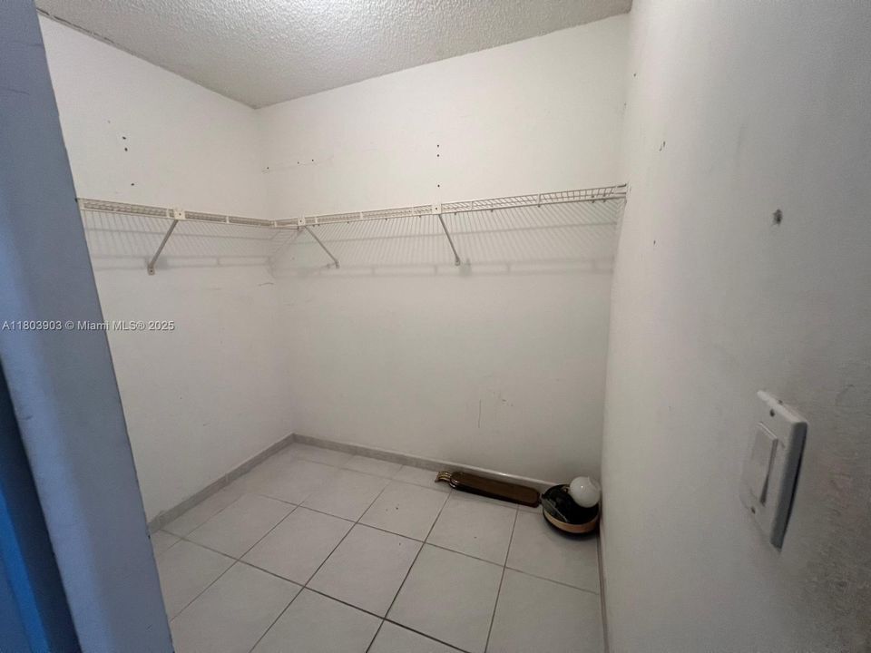 Recently Sold: $269,000 (2 beds, 2 baths, 1064 Square Feet)