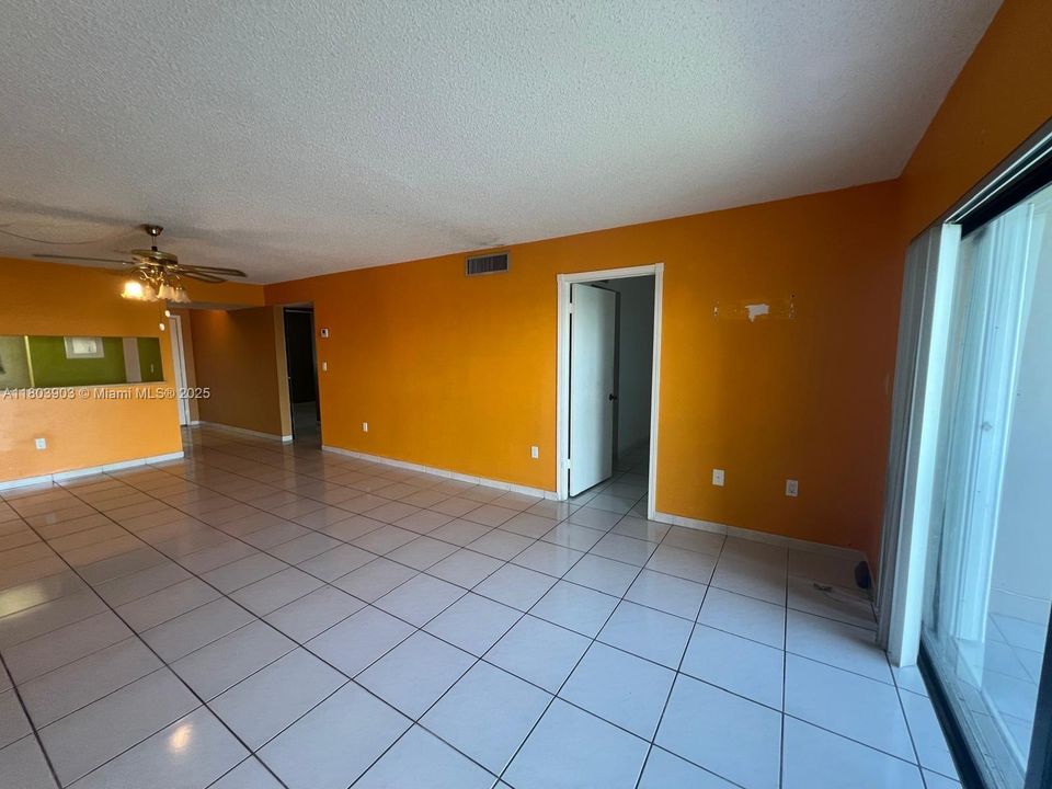 Recently Sold: $269,000 (2 beds, 2 baths, 1064 Square Feet)