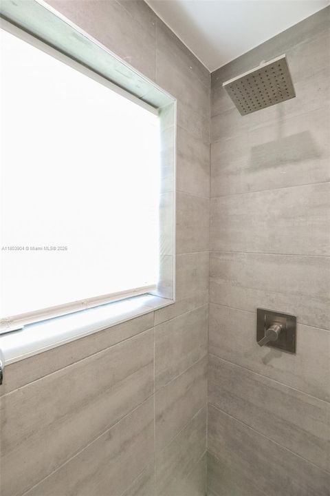 Recently Sold: $283,000 (1 beds, 1 baths, 460 Square Feet)