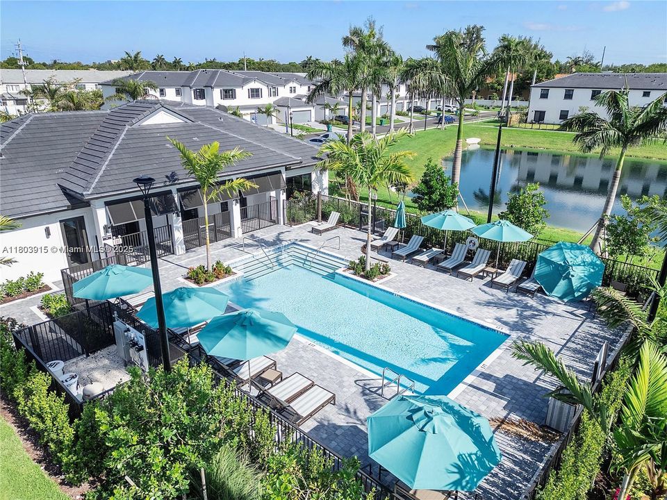 Recientemente alquilado: $4,200 (3 camas, 2 baños, 1854 Pies cuadrados)