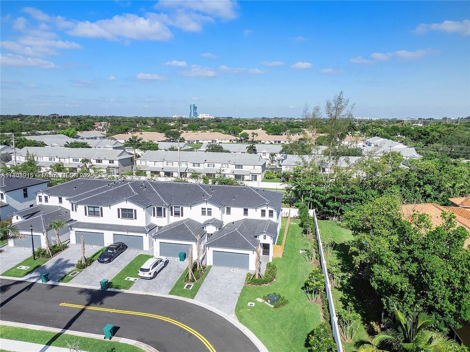 Recientemente alquilado: $4,200 (3 camas, 2 baños, 1854 Pies cuadrados)