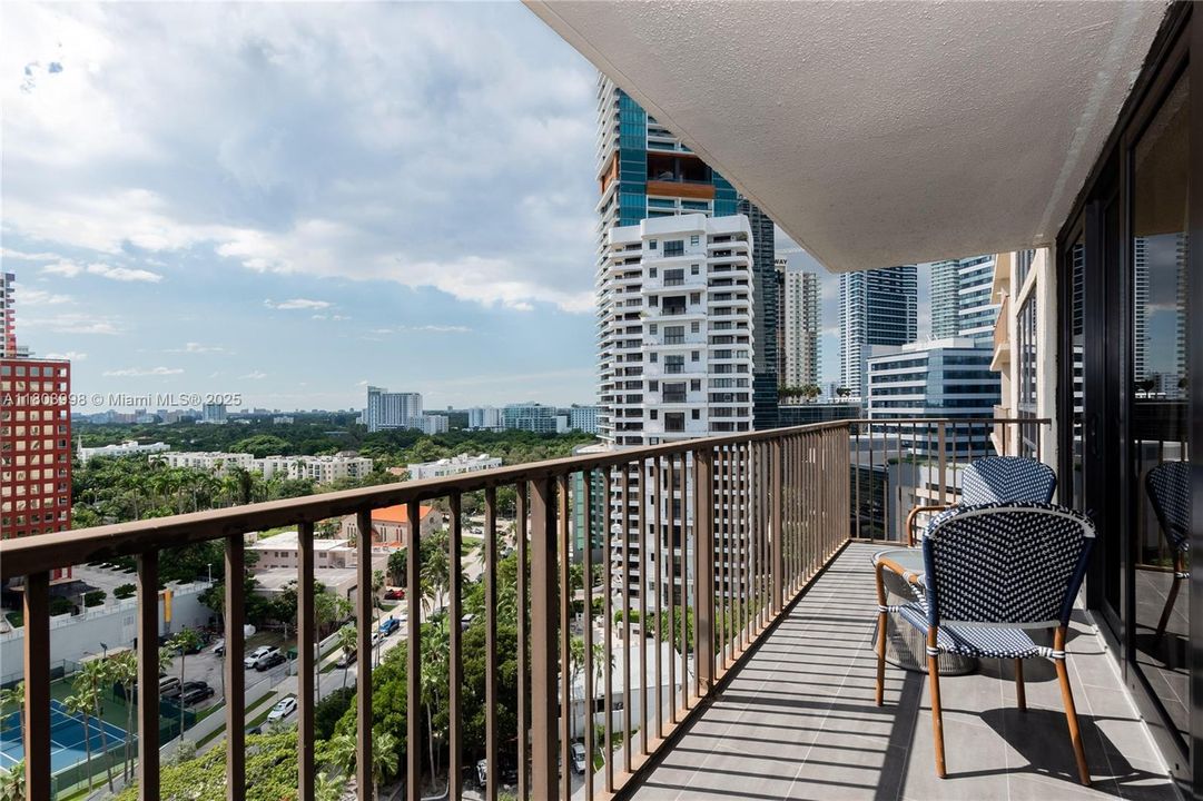 Недавно арендовано: $7,500 (3 спален, 3 ванн, 2059 Квадратных фут)