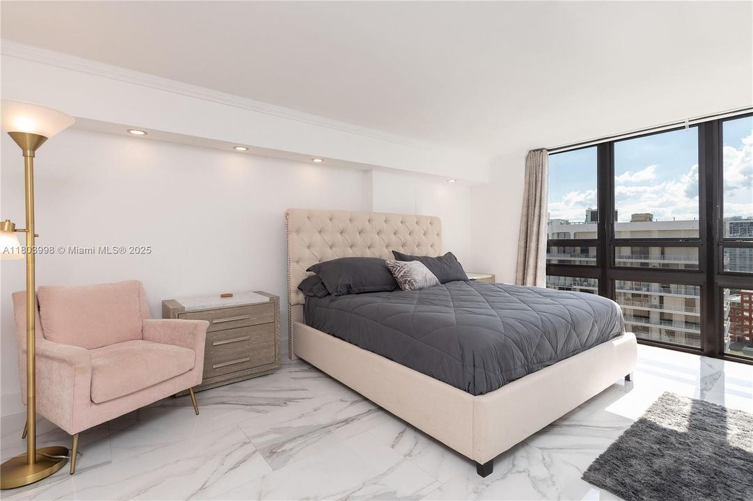 Недавно арендовано: $7,500 (3 спален, 3 ванн, 2059 Квадратных фут)