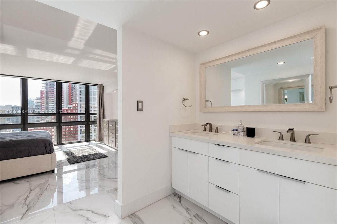 Недавно арендовано: $7,500 (3 спален, 3 ванн, 2059 Квадратных фут)