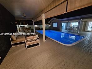 Recently Rented: $7,500 (4 beds, 3 baths, 3052 Square Feet)