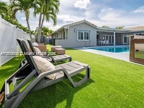 Recently Rented: $7,500 (4 beds, 3 baths, 3052 Square Feet)