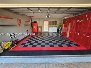 Recently Rented: $7,500 (4 beds, 3 baths, 3052 Square Feet)