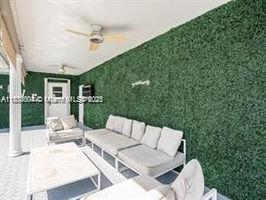 Recently Rented: $7,500 (4 beds, 3 baths, 3052 Square Feet)