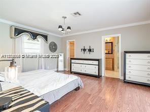 Recently Rented: $7,500 (4 beds, 3 baths, 3052 Square Feet)