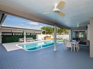 Recently Rented: $7,500 (4 beds, 3 baths, 3052 Square Feet)