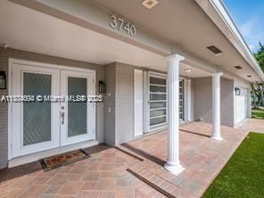 Recently Rented: $7,500 (4 beds, 3 baths, 3052 Square Feet)