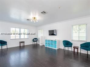 Recently Rented: $7,500 (4 beds, 3 baths, 3052 Square Feet)