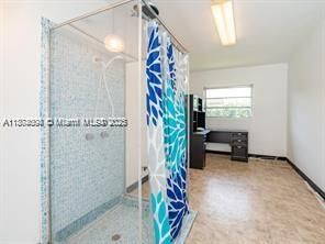 Recently Rented: $7,500 (4 beds, 3 baths, 3052 Square Feet)