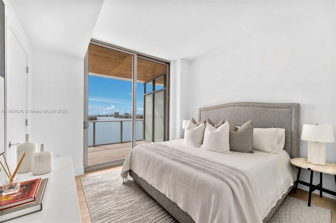 For Sale: $2,078,400 (2 beds, 2 baths, 1299 Square Feet)